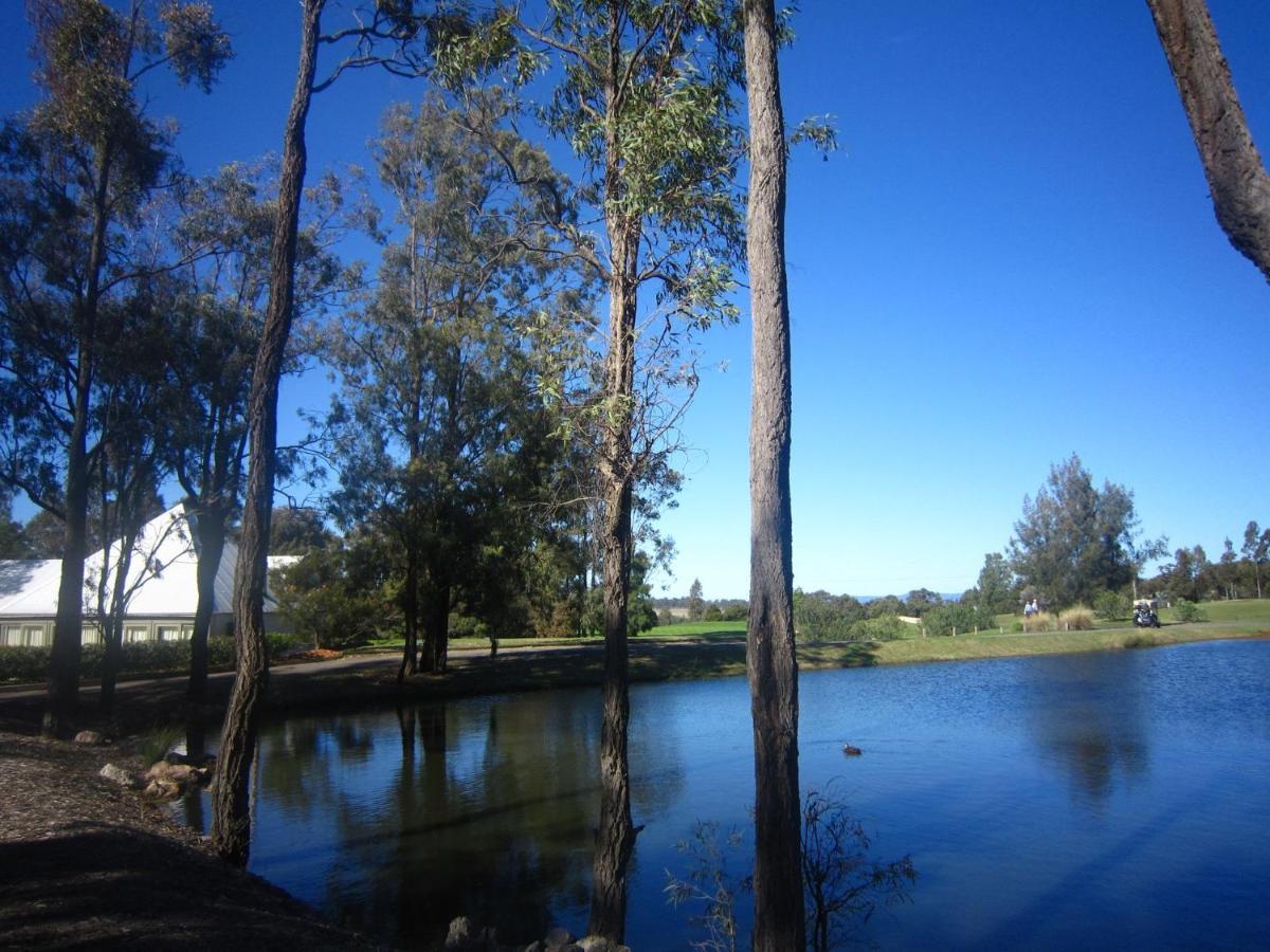 Villa 3Br Bella Vista Villa Located Within Cypress Lakes Resort Pokolbin Exterior foto